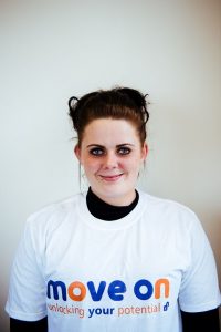 Kelly, trainee